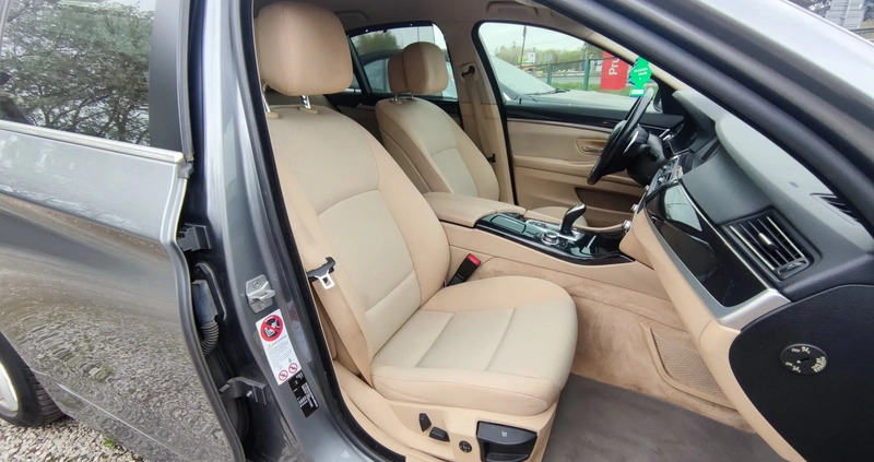 BMW Seria 5 cena 48750 przebieg: 253300, rok produkcji 2013 z Warszawa małe 154
